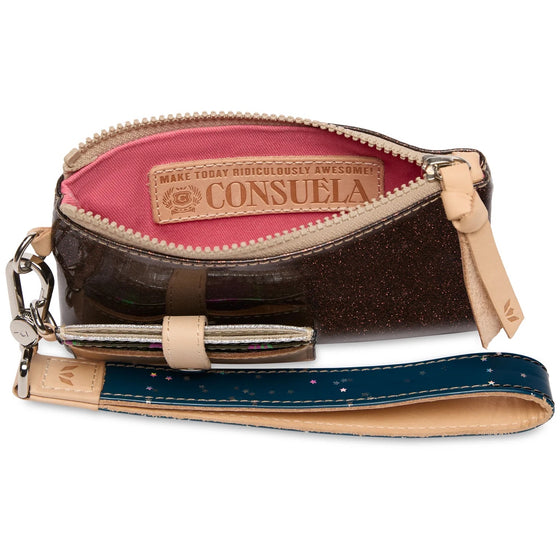 Consuela Combi, Ember